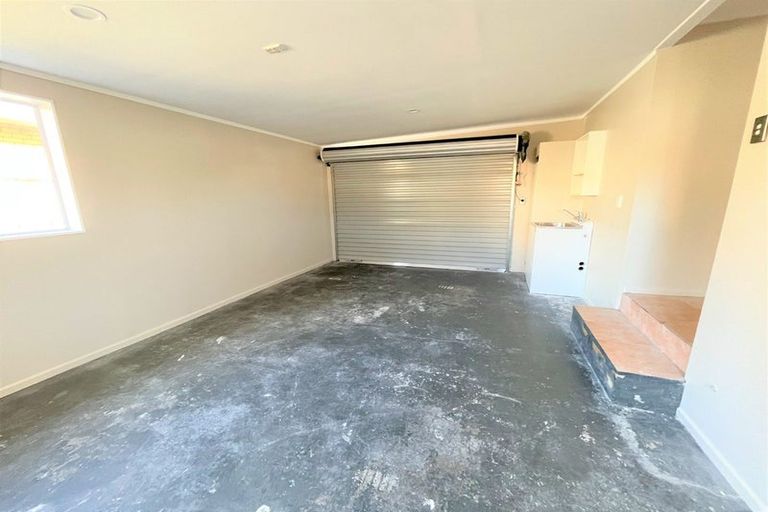 Photo of property in 1/24 Overton Road, Papatoetoe, Auckland, 2025