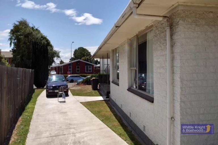Photo of property in 7 Nanette Street, Upper Riccarton, Christchurch, 8041