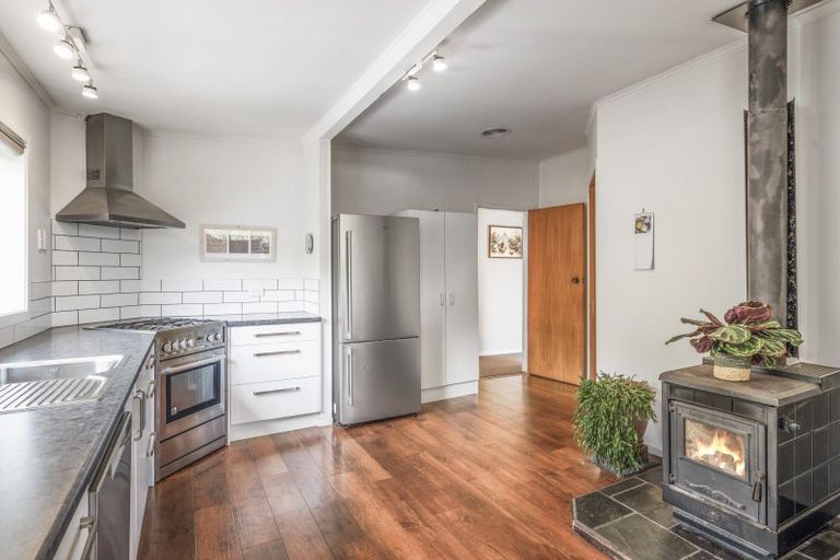 Photo of property in 3 Millar Road, Lake Okareka, Rotorua, 3076