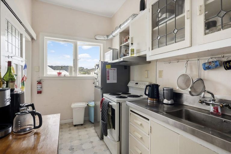 Photo of property in 33a Thompson Street, Mount Cook, Wellington, 6011