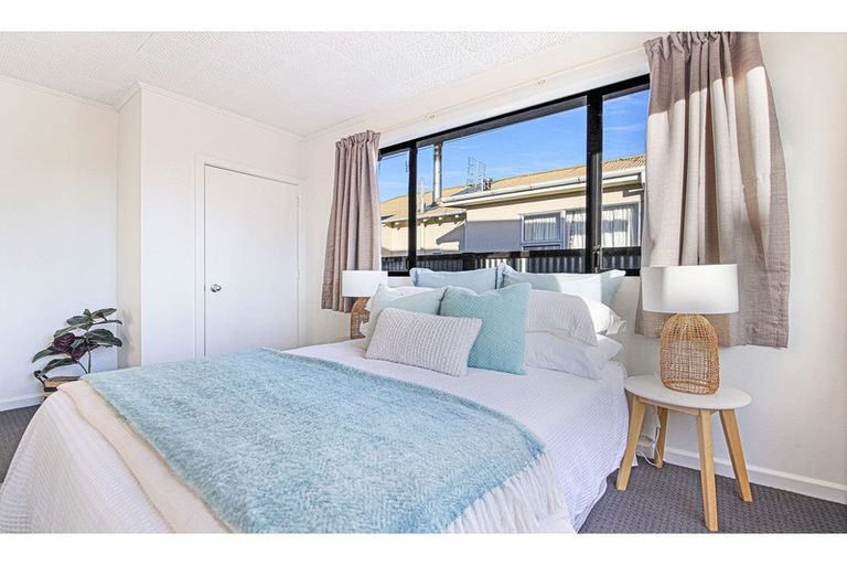 Photo of property in 6 Jennings Place, Rangiora, 7400