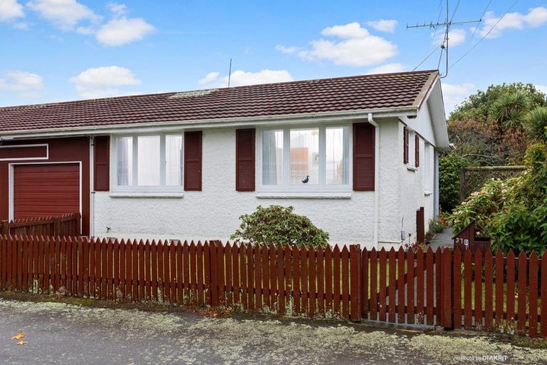 Photo of property in 37b Mcparland Street, Ebdentown, Upper Hutt, 5018