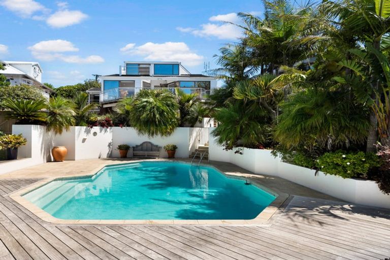 Photo of property in 59 East Coast Road, Castor Bay, Auckland, 0620