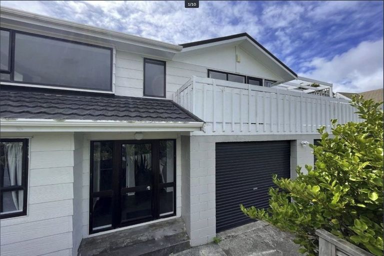Photo of property in 128 Ironside Road, Johnsonville, Wellington, 6037