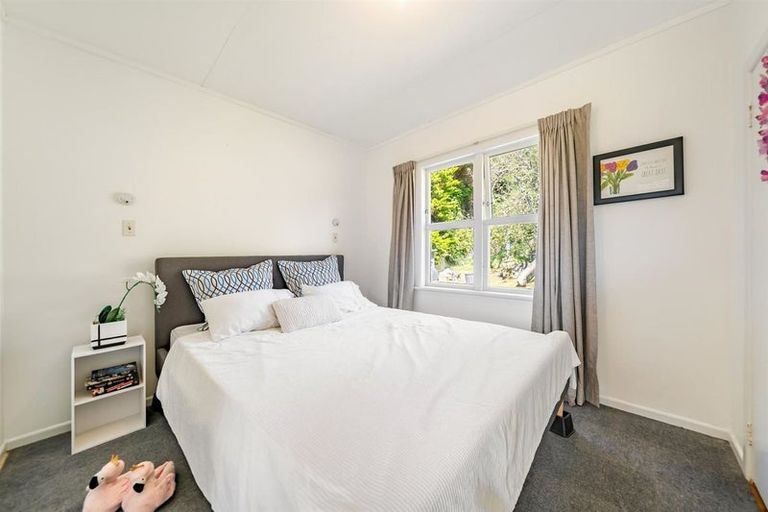 Photo of property in 6 Reid Road, Wainuiomata, Lower Hutt, 5014