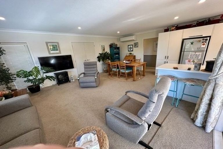 Photo of property in 60c Raleigh Street, Leamington, Cambridge, 3432