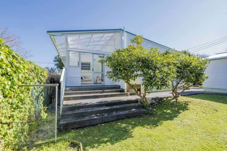 Photo of property in 25 Donovan Road, Paraparaumu Beach, Paraparaumu, 5032