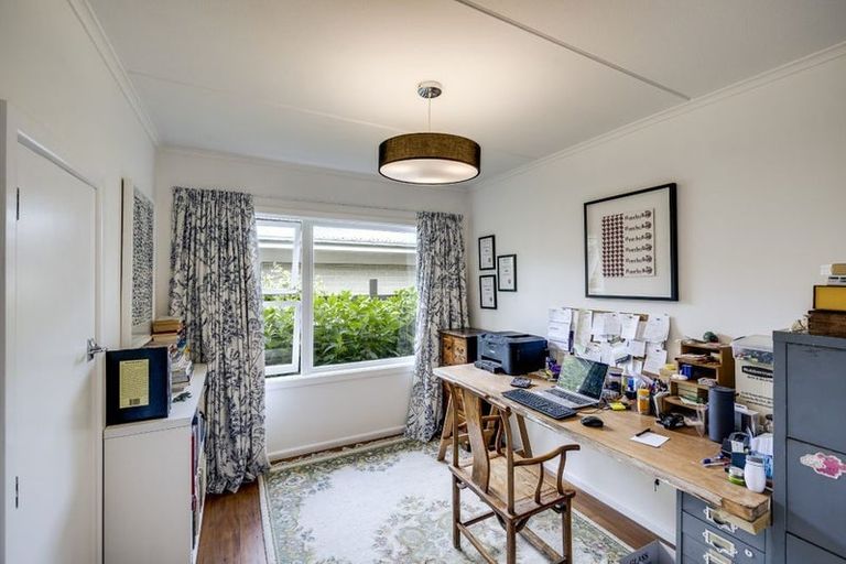 Photo of property in 32 Alamein Crescent, Onekawa, Napier, 4110