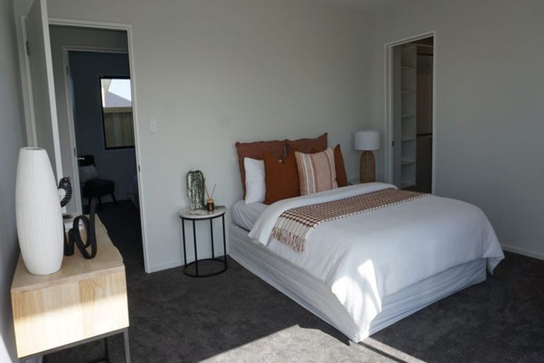 Photo of property in 4 Te Pakiaka Road, Pegasus, 7612