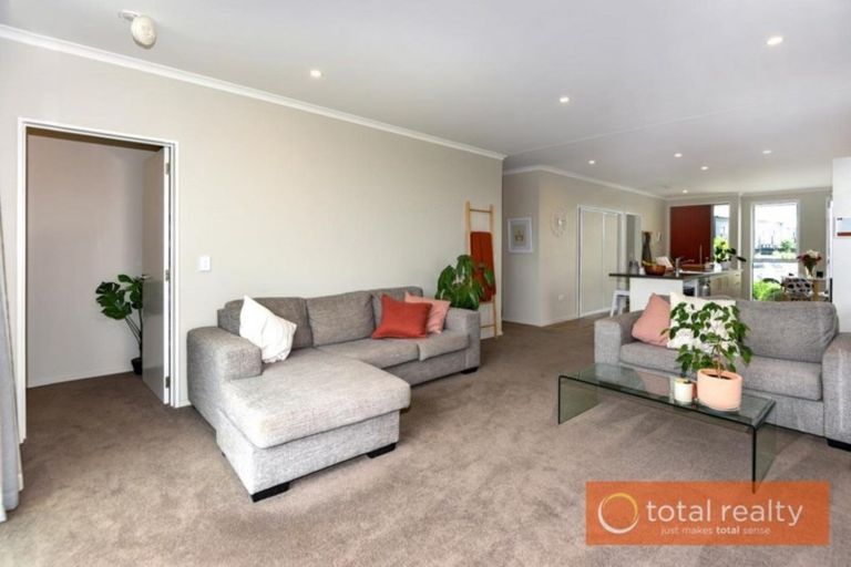 Photo of property in 26 George West Square West, Wigram, Christchurch, 8025