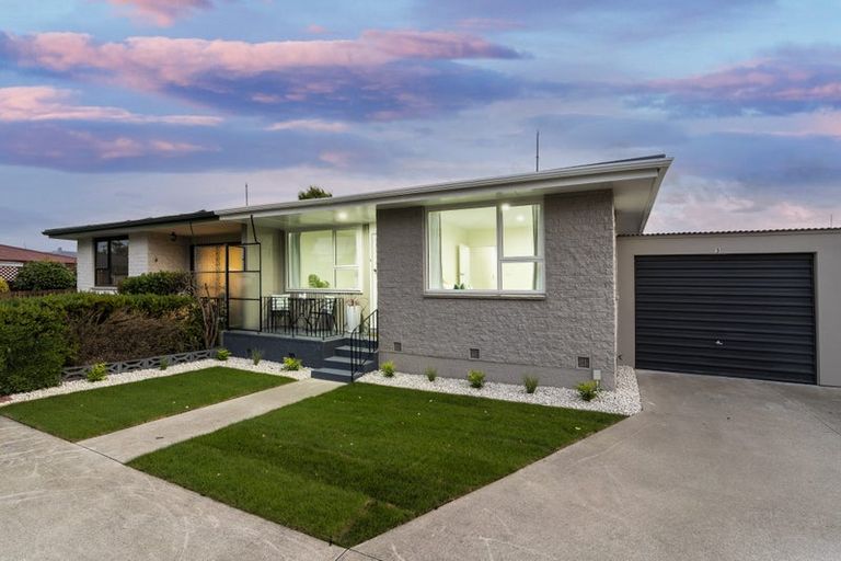Photo of property in 3/16 Division Street, Riccarton, Christchurch, 8041
