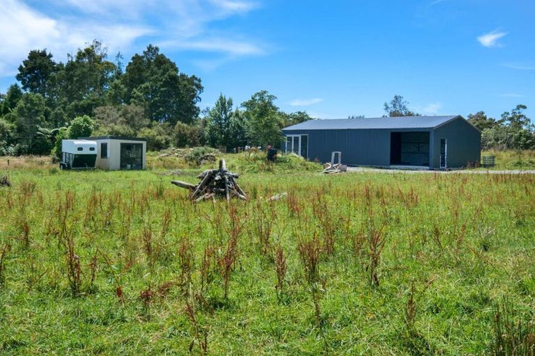 Photo of property in 130 Powerhouse Road, Fairdown, Westport, 7891