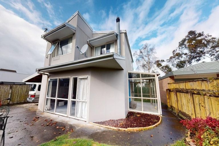 Photo of property in 74a Stanley Avenue, Palmerston North, 4414