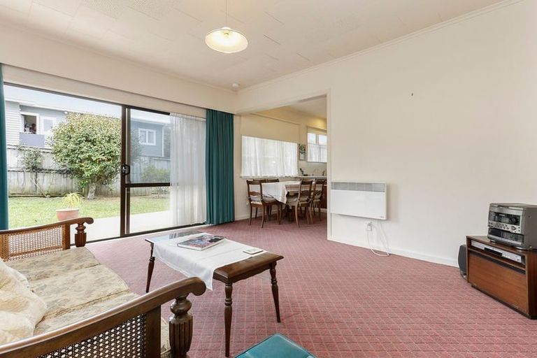 Photo of property in 14a Arawa Street, New Lynn, Auckland, 0600