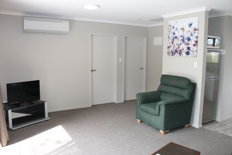 Photo of property in 21 Biggar Street, Strathern, Invercargill, 9812