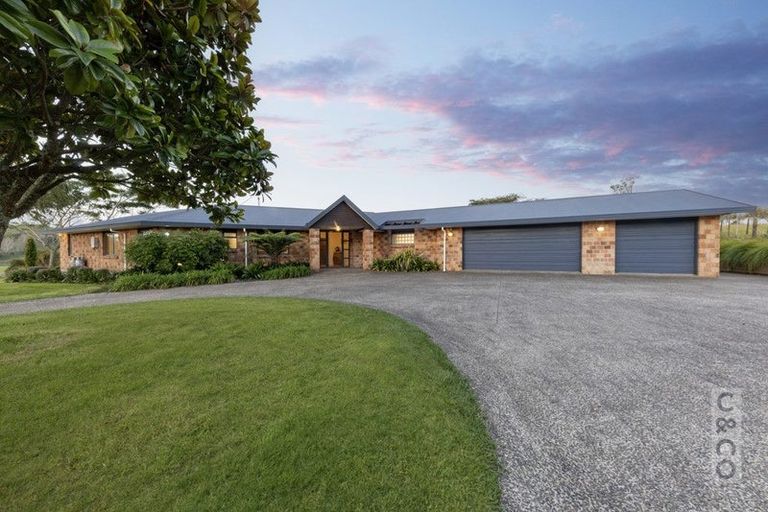 Photo of property in 1226 State Highway 16, Waimauku, 0883