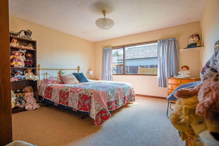 Photo of property in 2/189 Highsted Road, Casebrook, Christchurch, 8051