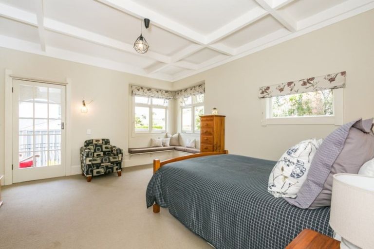 Photo of property in 28a Chambers Street, Havelock North, 4130