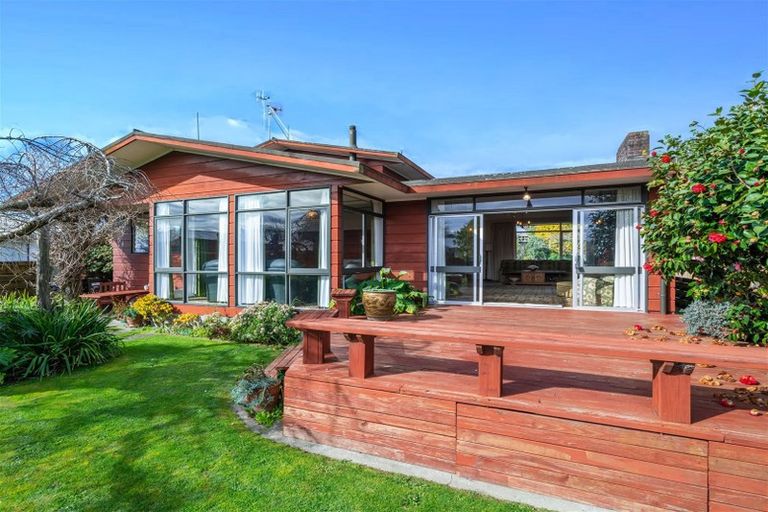 Photo of property in 48 Windsor Street, Terrace End, Palmerston North, 4410