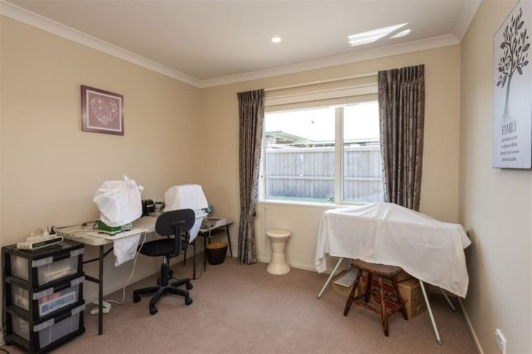 Photo of property in 48 Brockelbank Drive, Kaiapoi, 7630