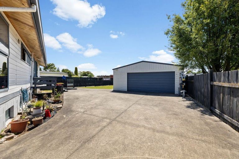Photo of property in 39 Waianiwa Place, Tokoroa, 3420