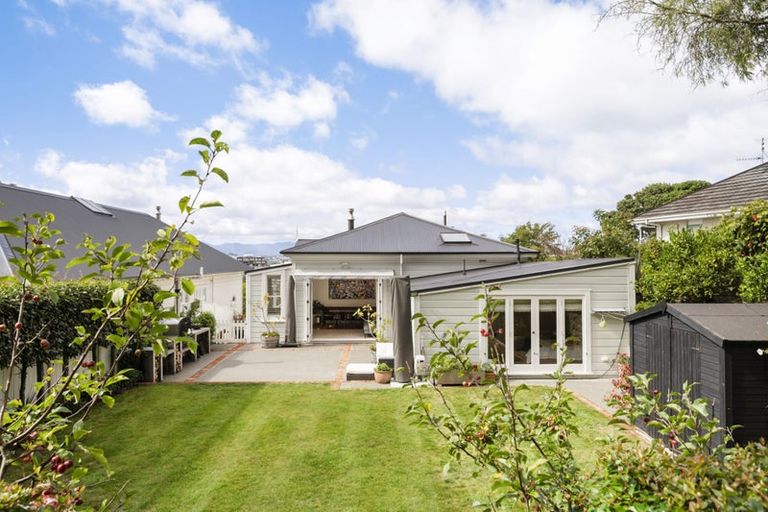 Photo of property in 30 Upton Terrace, Thorndon, Wellington, 6011