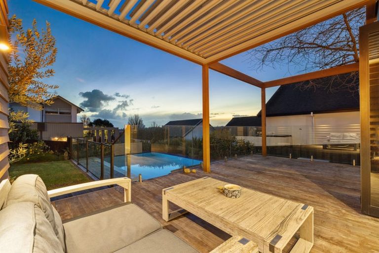 Photo of property in 5 Anselmi Ridge Road, Pukekohe, 2120