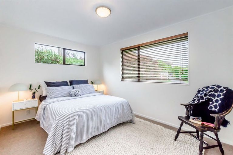 Photo of property in 39 Waimea Road, Waikanae Beach, Waikanae, 5036