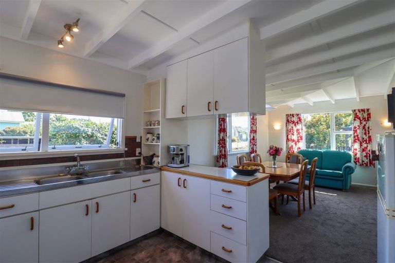 Photo of property in 19 Harris Street, Pleasant Point, 7903