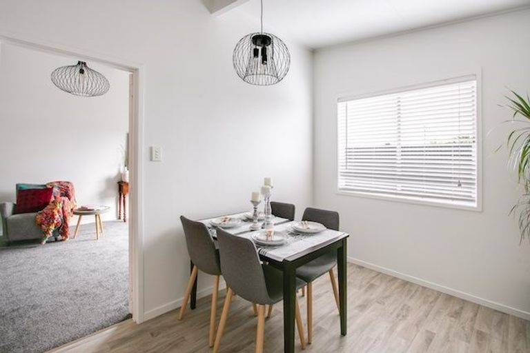 Photo of property in 3/209 Mcleod Street, Camberley, Hastings, 4120