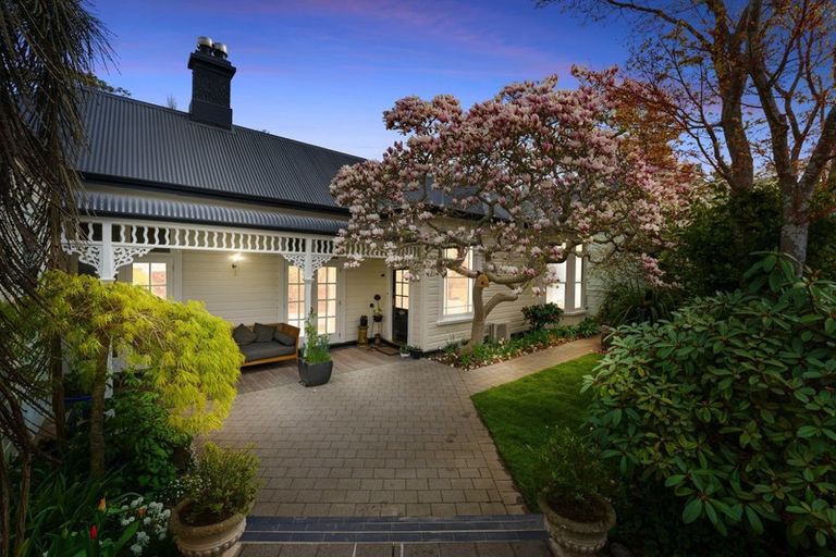 Photo of property in 10 Grendon Street, Maori Hill, Dunedin, 9010