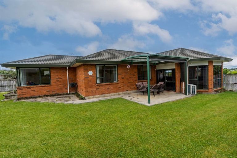 Photo of property in 108 Ayrshire Drive, Grandview Heights, Hamilton, 3200