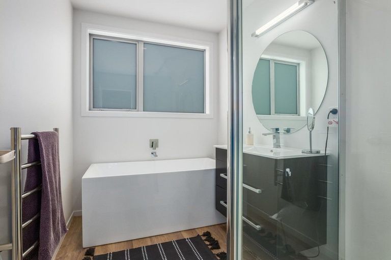 Photo of property in 48 Banks Boulevard, Whitby, Porirua, 5024