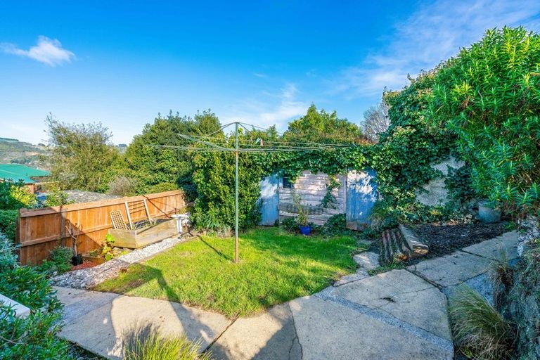 Photo of property in 51 Manapouri Street, Ravensbourne, Dunedin, 9022