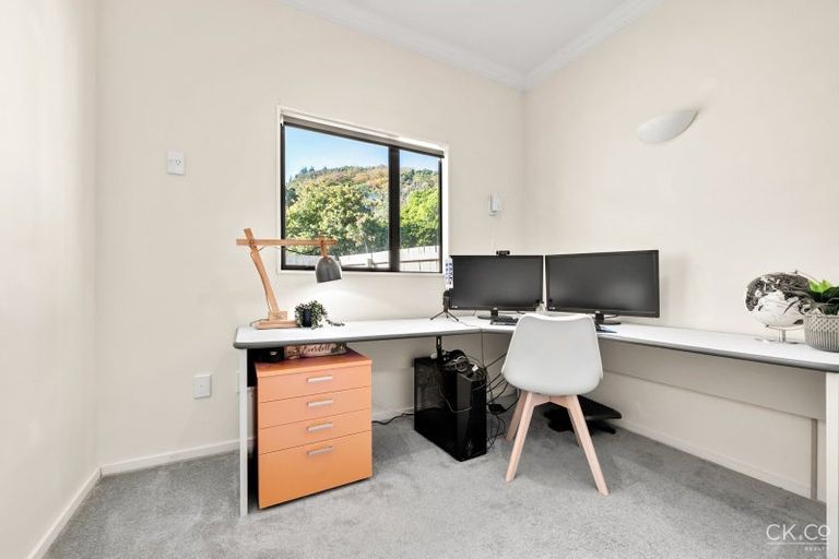 Photo of property in 2/402 Cambridge Terrace, Naenae, Lower Hutt, 5011