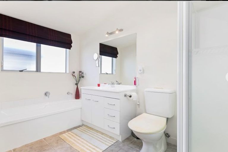 Photo of property in 40f Miro Street, Mount Maunganui, 3116