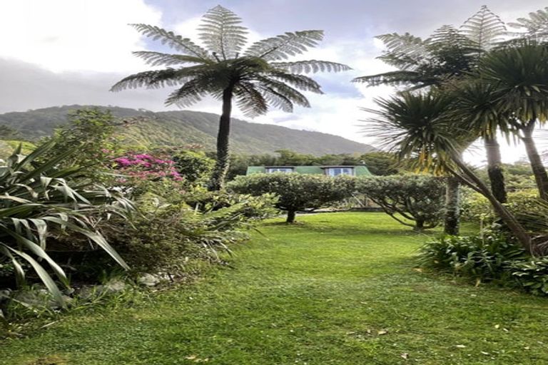 Photo of property in 20 Golden Sands Road, Barrytown, Runanga, 7873