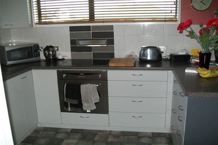 Photo of property in 1/200 Sawyers Arms Road, Bishopdale, Christchurch, 8053