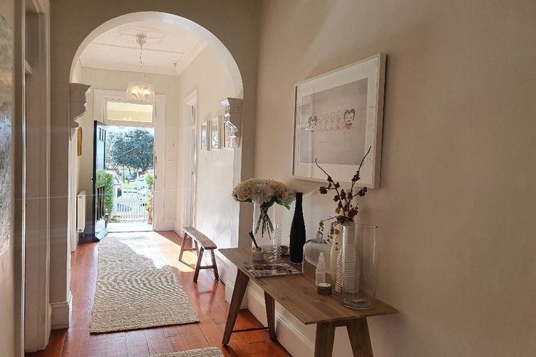 Photo of property in 13 Empire Road, Devonport, Auckland, 0624