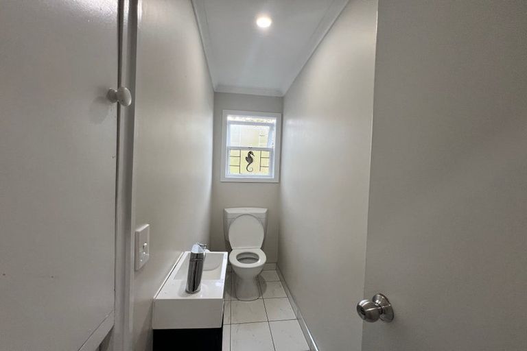 Photo of property in 4 Matai Road, Stanmore Bay, Whangaparaoa, 0932