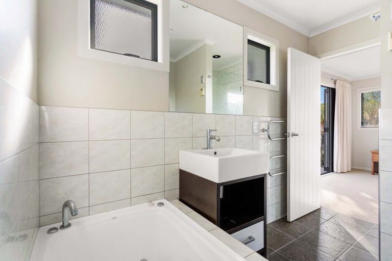 Photo of property in 29a Saint Andrews Drive, Pauanui, Hikuai, 3579