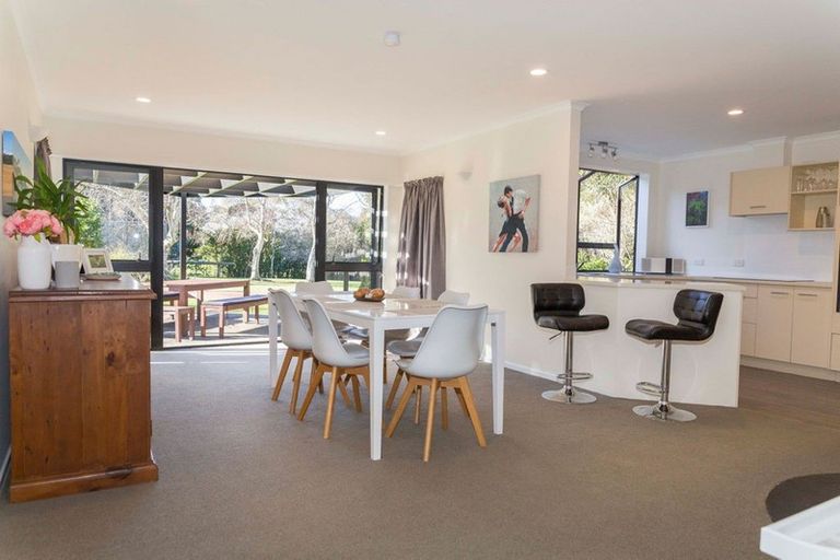 Photo of property in 97 Adelaide Road, Dannevirke, 4930