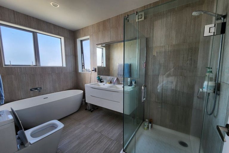 Photo of property in 66c Te Oneroa Way, Long Bay, Auckland, 0630