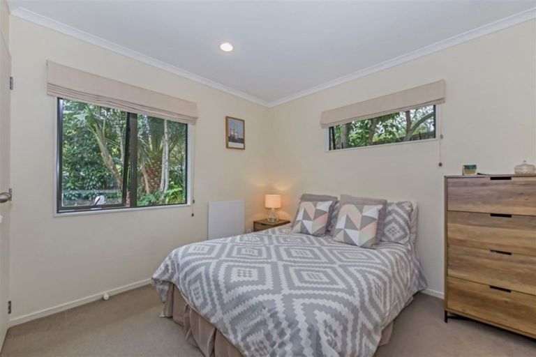 Photo of property in 157 Brian Crescent, Stanmore Bay, Whangaparaoa, 0932