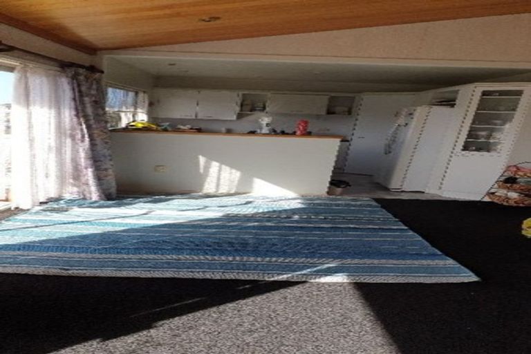 Photo of property in 19 Nigel Road, Browns Bay, Auckland, 0630