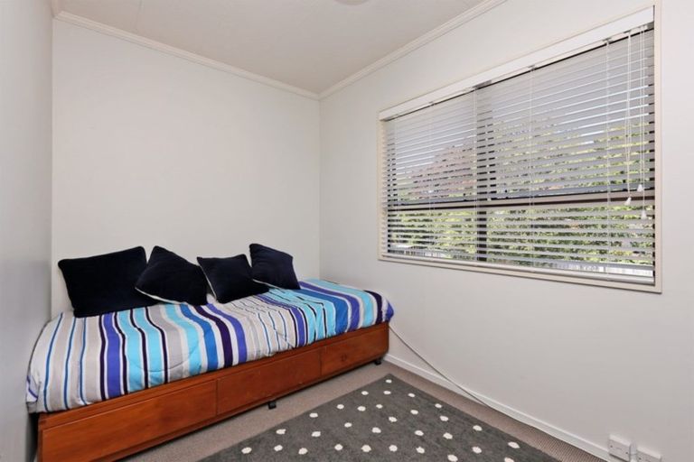 Photo of property in 8 Ritchie Place, Havelock North, 4130