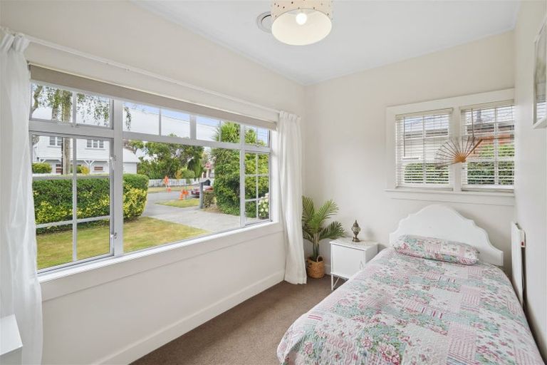 Photo of property in 10 Garnett Avenue, Spreydon, Christchurch, 8024