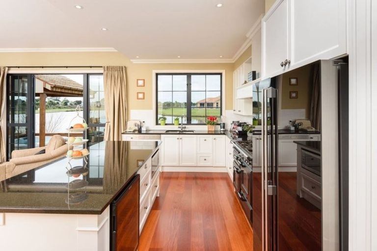 Photo of property in 166 Oriental Parade, Papamoa Beach, Papamoa, 3118