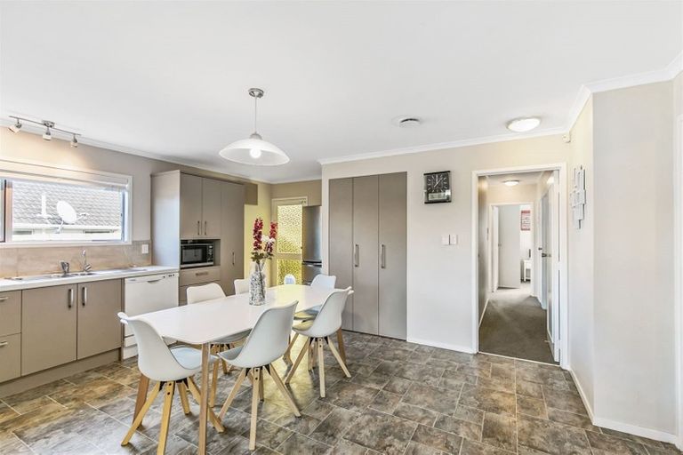 Photo of property in 4 Galvan Avenue, Sunnyhills, Auckland, 2010