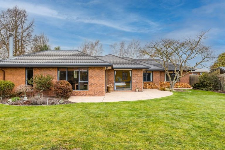 Photo of property in 26 Eders Road, Woodend, 7610